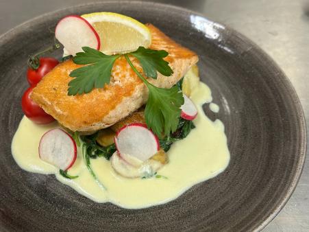 Aschermittwoch 2024 im Alten Hackerhaus: Ein Fest der Fischgerichte